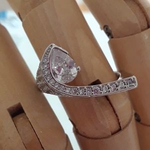 Nwot.   925.  Sterling. Silver. Ring with Swarovski elements size 7 NWOT